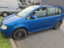 Volkswagen Touran 2.0 103kw, 7 kohta