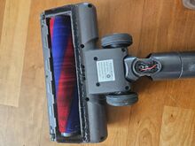 Пылесос Dyson V8 с аккумулятором + насадки