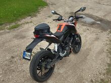 KTM Duke 125