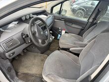 Peugeot 807 diisel manuaal