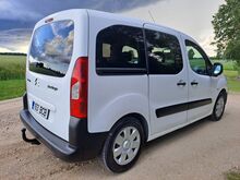 CITROEN BERLINGO 1.6 BENSIIN 66kW, 5 KOHTA