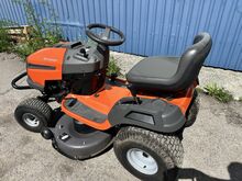 Продаётся садовый трактор Husqvarna TS 242