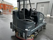 Nilfisk CS7010 pühkimis- ja põrandapesumasin, aku