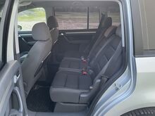 VW Touran 2010a
