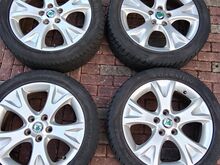 Škoda 17 valuveljed m+s rehvidega