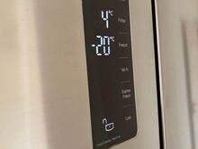 Двухдверный холодильник LG с системой No Frost