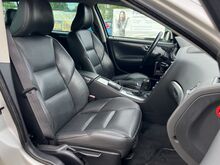 NELIKVEOLINE Volvo V70 2.4 D5 136kw, LISASOOJENDUS