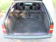 Mercedes-benz 300TD (w124)