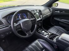 Chrysler 300 S