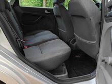 Ford Focus Trend 1.6 R6 74kW