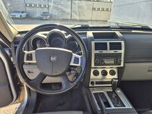 Додж Нитро SXT