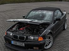 BMW 328i 2.8 142 кВт E36