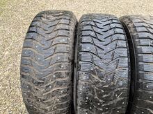 Toyota 5x114,3 17 tolli originaal valuveljed naast