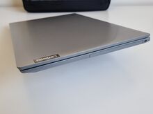 17.3" Lenovo / 8GB Ram / 128GB SSD