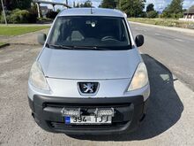 Peugeot Partner 1,6 HDi 55кВт ДЛИННЫЙ КУЗОВ С ПЕРЕГОРОДКОЙ
