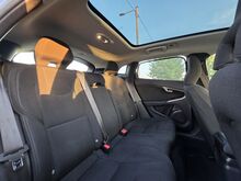 Volvo V40 Kinetic 1.6 D2 84kW, reg. tasu makstud!