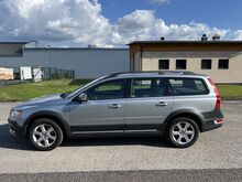 TOODUD HOLLANDIST Volvo XC70 2,4 D5 136kw, 4WD