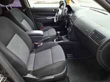 Volkswagen Golf 1.6 77 kw 2005a universaal