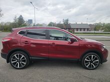 Nissan Qashqai 2015 бензин, автомат, В РАССРОЧКУ