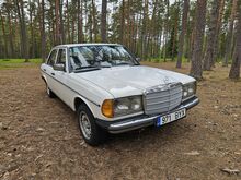 MERCEDES-BENZ 240 D (W123)