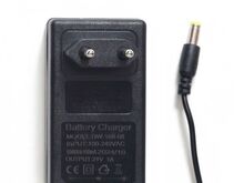 ⚡ Akutoitega minikäsisaag 21V + kohver ⚡