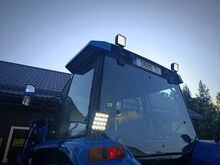 M: New Holland TS 110