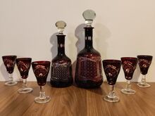 Bohemia kahelisklaasist karahvinid ja pitsid