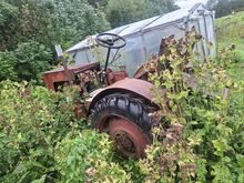 Kodukootud traktor
