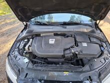 Volvo V70 D5