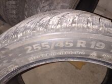 255/45 R19 rehvid