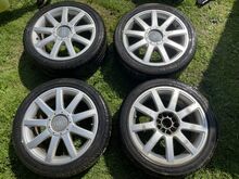 225/45 R17