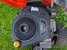 Husqvarna Rider R111B