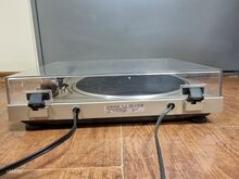 Pioneer PL-8 Fully Automatic Turntable