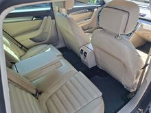 Volkswagen Passat Variant B7