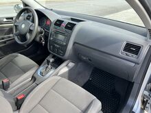 SŌIDUKORRAS Volkswagen Golf 1,6 75kw, AUTOMAAT