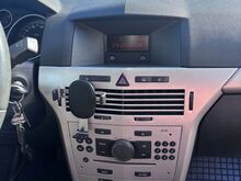 Opel GTC 1,6 2007