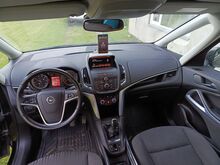 Opel Zafira D