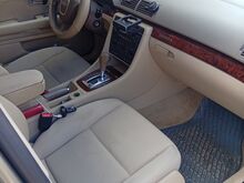Продаётся Audi A4 quattro 2.0