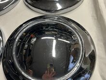 Волга ГАЗ-21 хромированные колпаки