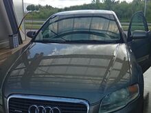 Продаётся Audi A4 quattro 2.0