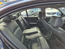 BMW 330i 3.0 R6 i 190kW