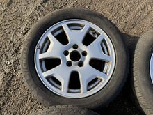 Volvo 16" originaal valuveljed rehvidega