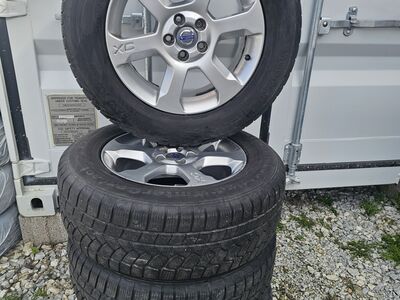 Volvo XC 70 2008  veljed 17"
