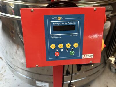 12-raamiline täisautomaatne meevurr Lyson