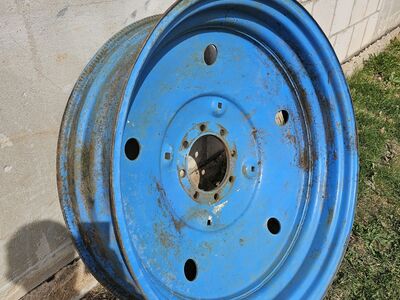 Mtz-82/T-40 tagumine velg