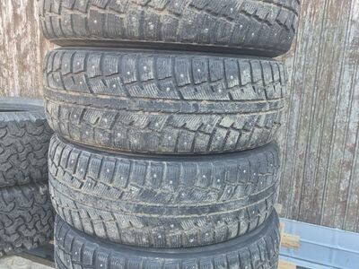 Minerva Eco Stud naastud 245/70R17