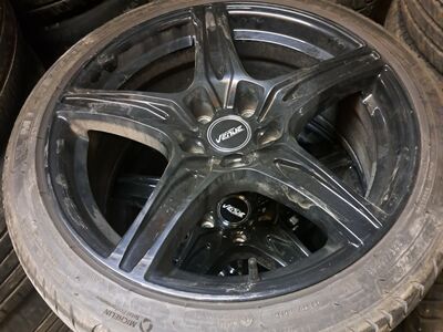 BMW 18" veljed suverehvidega