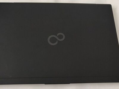 Fujitsu Life-Book U939