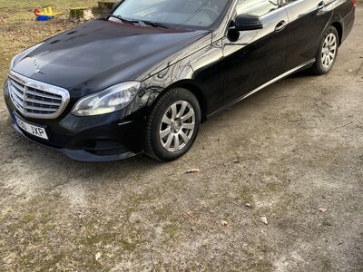 Mercedes-Benz E 220 T BlueTEC 9G-Tronic, 2016