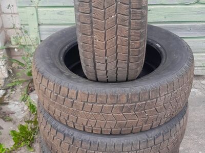 Talverehvid 17"215/65